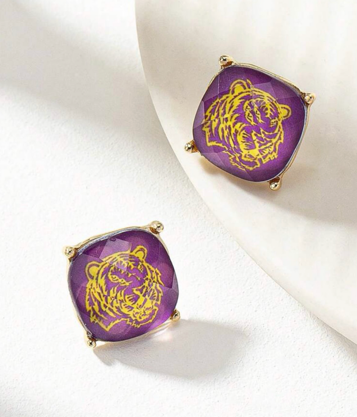 Clear Resin Tiger Stud Earrings